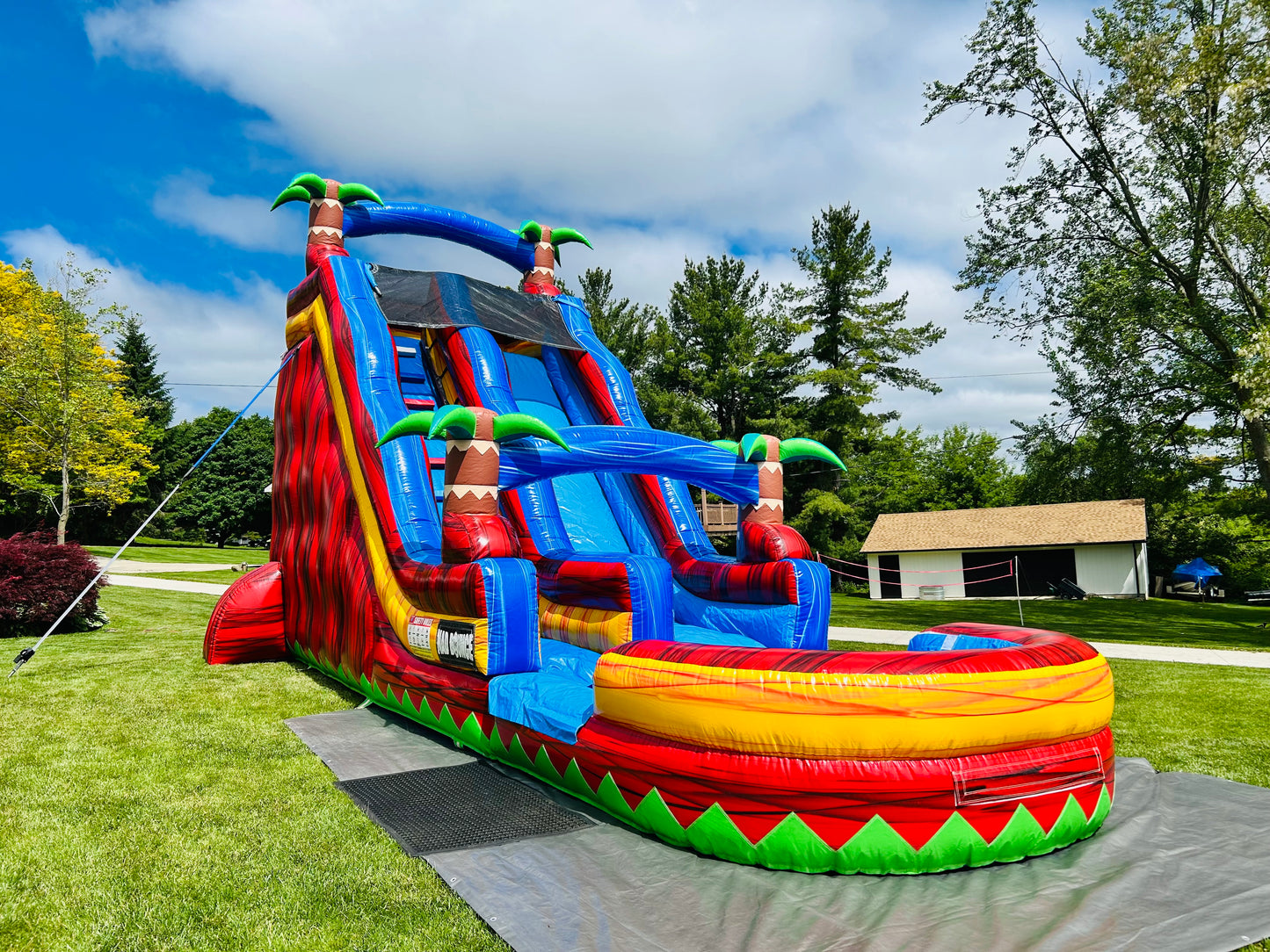 TROPIC THUNDER WATERSLIDE (18FT TALL) FULL DAY RENTAL