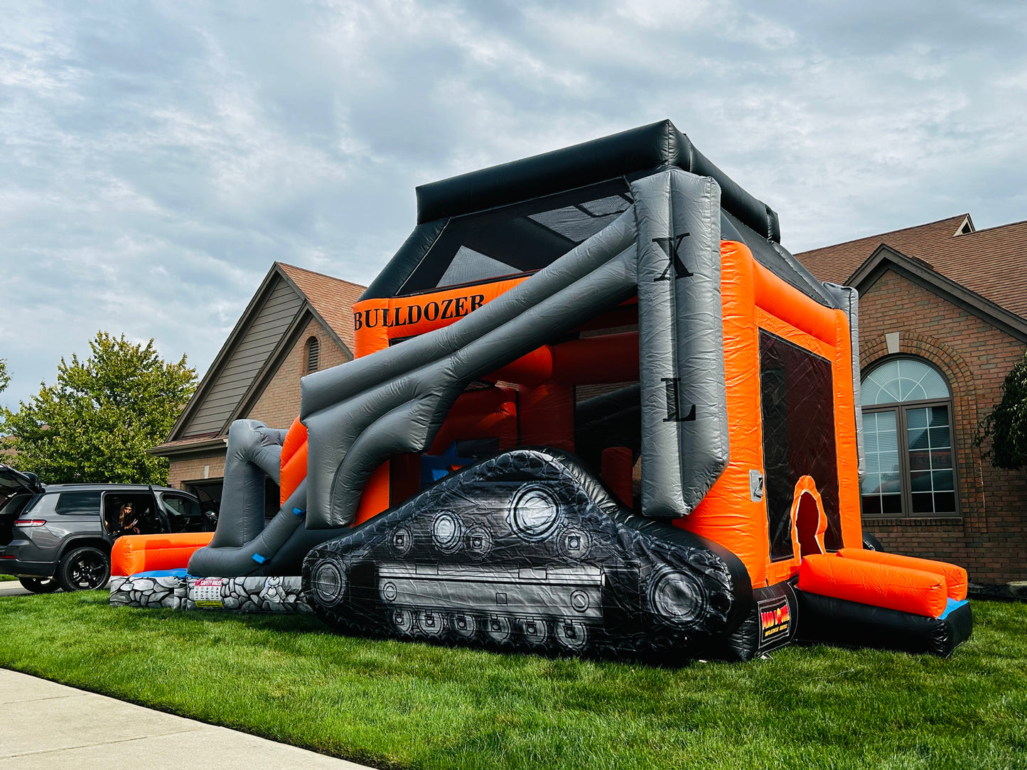 BULLDOZER XL COMBO (WET/DRY)(30FT LONG) FULL DAY RENTAL