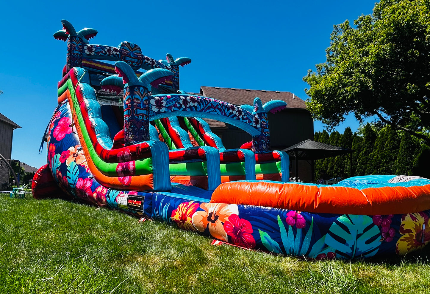 TIKI DREAMZ DUAL-LANE WATERSLIDE (18FT TALL) FULL DAY RENTAL