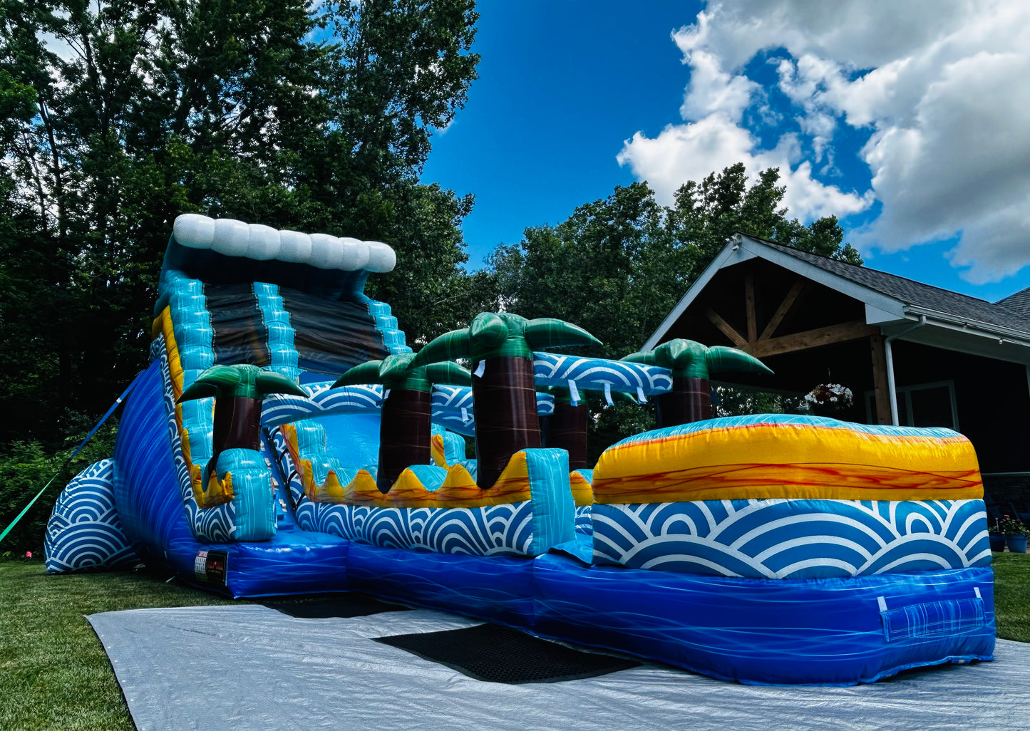 SUMMER BREEZE WATERSLIDE (18FT TALL) FULL DAY RENTAL