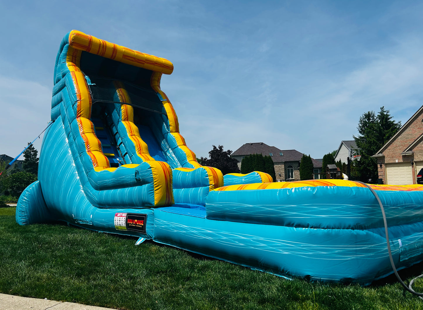 SUNBURST SPLASH WATERSLIDE (18FT TALL) FULL DAY RENTAL